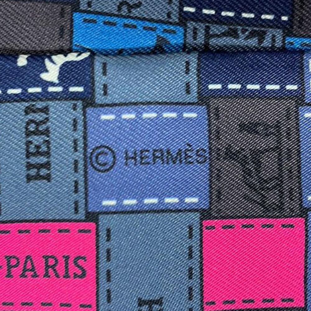 Hermès A Hermès Blue Dark Blue Silk Fabric Bolduc Au Carre Twilly Scarf France