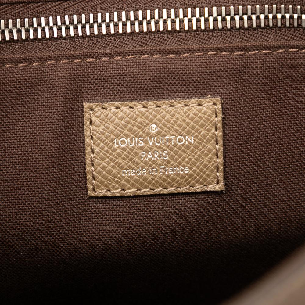 Louis Vuitton B Louis Vuitton Brown Light Brown Taiga Leather Leather Taiga Roman PM France