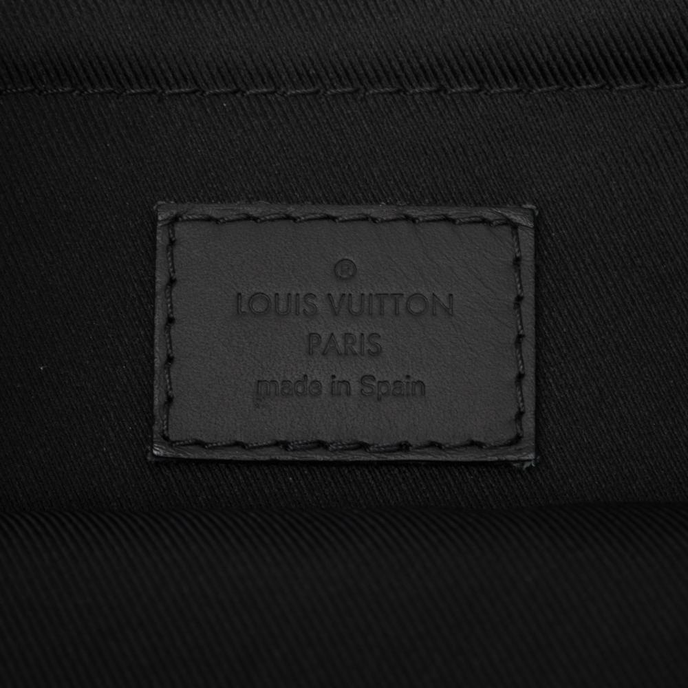 Louis Vuitton B Louis Vuitton Black Calf Leather Monogram Shadow Discovery Pochette Spain