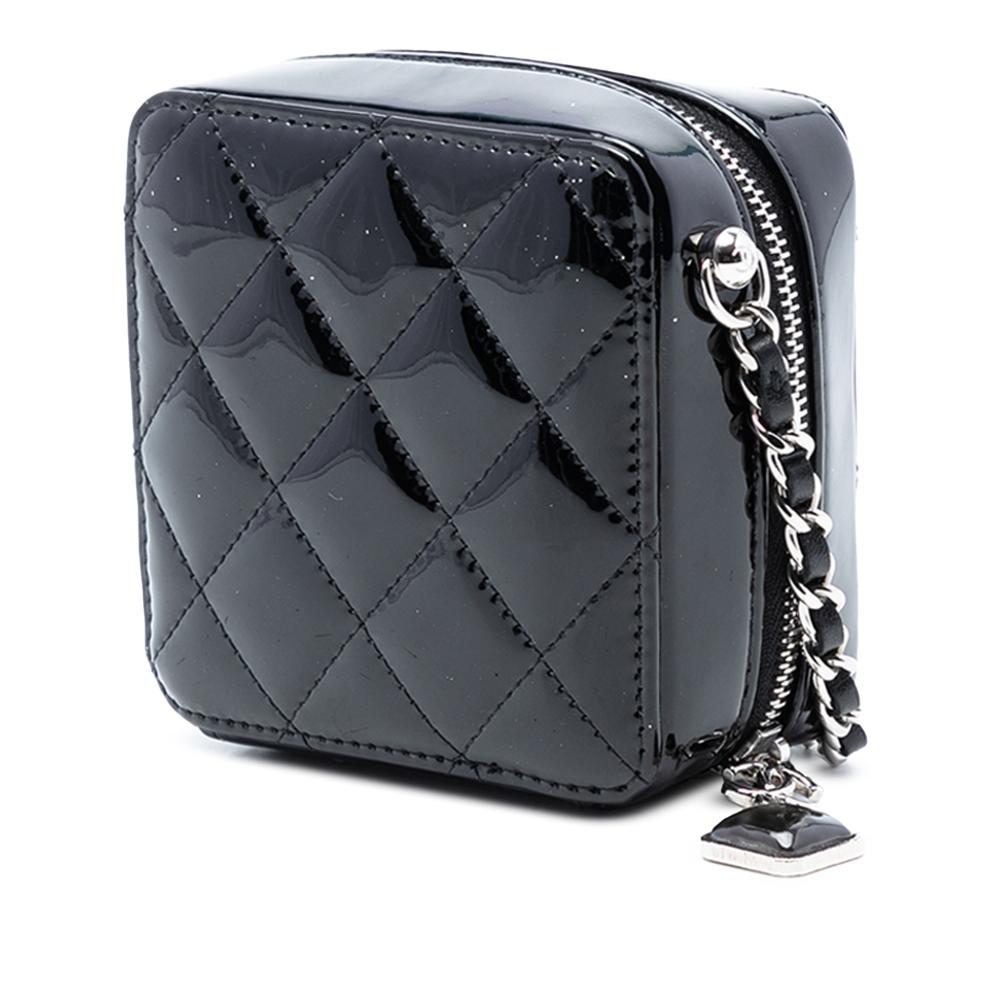 Chanel AB Chanel Black Patent Leather Leather CC Quilted Patent Diamond Resin Clutch With Chain Italy