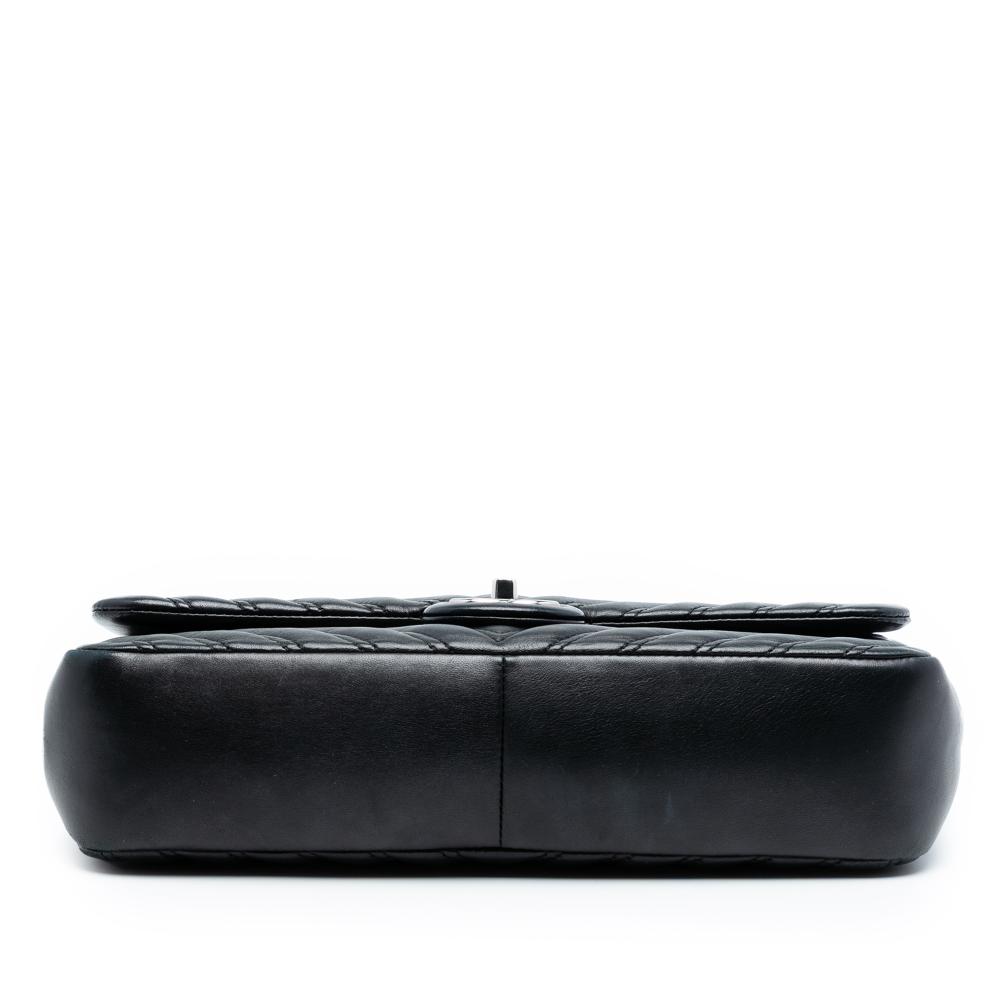 Chanel Black Lambskin Leather Leather Jumbo Classic Chevron Lambskin Double Stitch Single Flap Italy