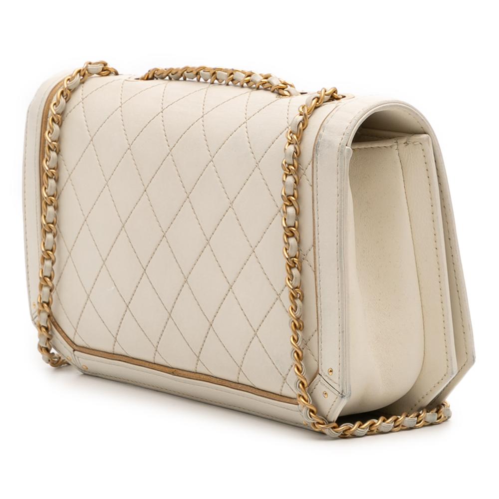 Chanel B Chanel White Ivory Calf Leather Medium Quilted skin Octagon CC Clasp Flap Italy