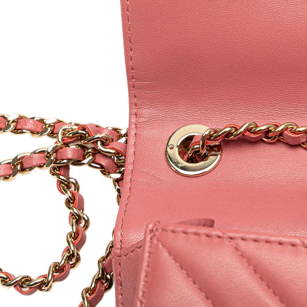 Chanel B Chanel Pink Lambskin Leather Leather Mini Chevron Lambskin Trendy CC Chain Wallet Italy