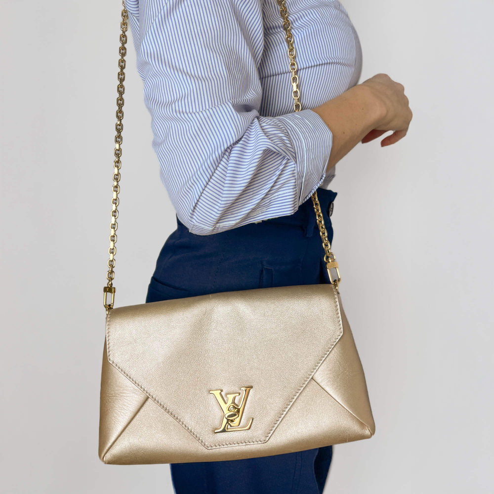 Louis Vuitton Love Note Smooth Calfskin Leather 2-Ways Envelope Clutch Gold