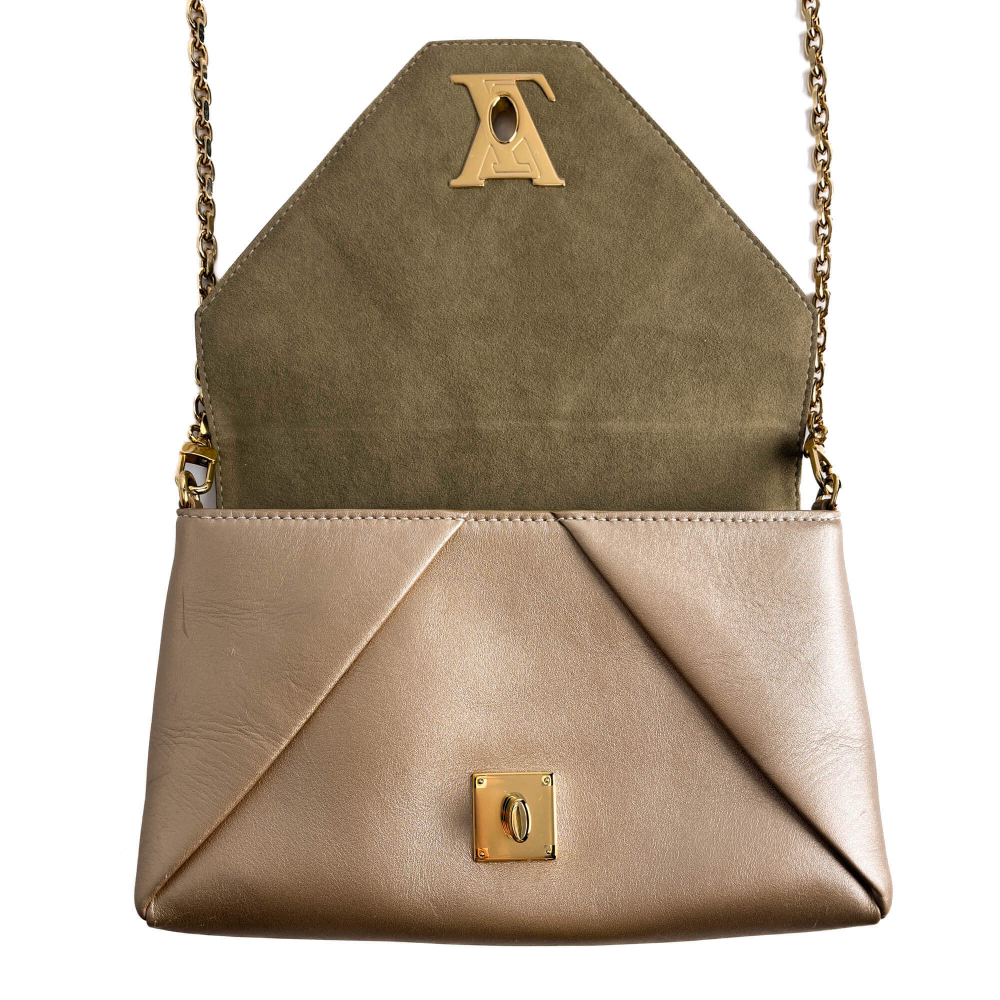 Louis Vuitton Love Note Smooth Calfskin Leather 2-Ways Envelope Clutch Gold