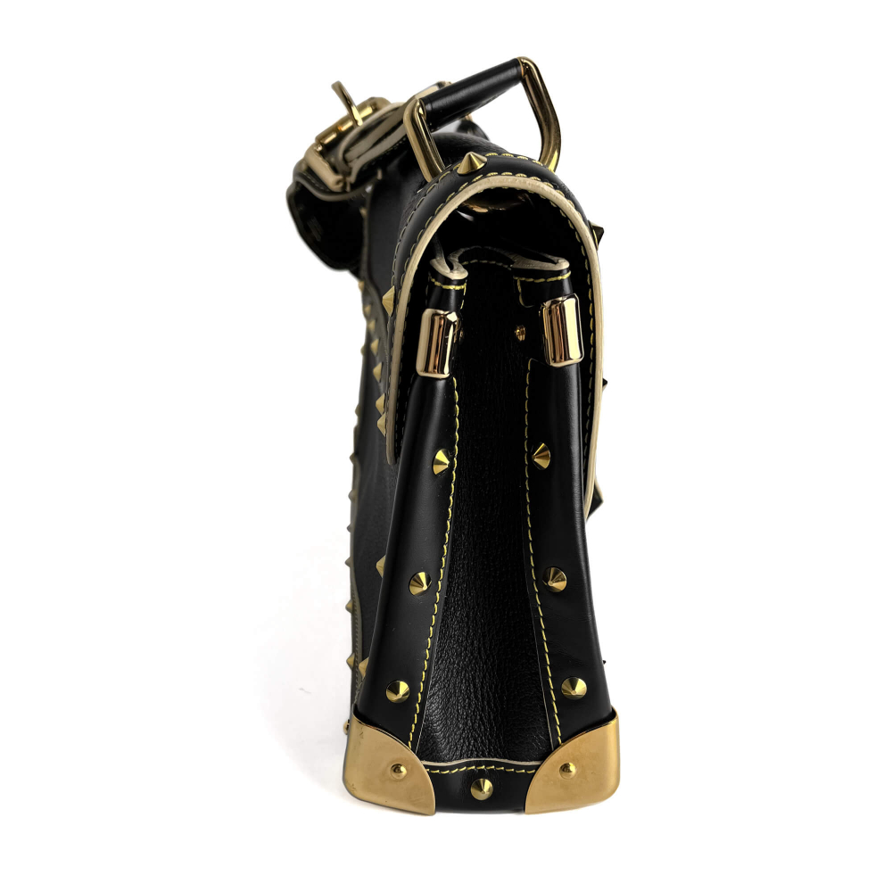 Louis Vuitton Suhali Leather Flap Shoulder Bag Black