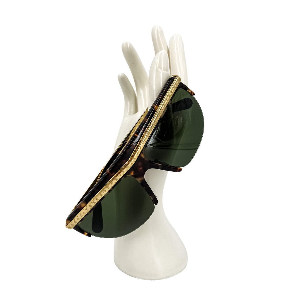 Louis Vuitton Easy Reader Acetate Sunglasses Monogram