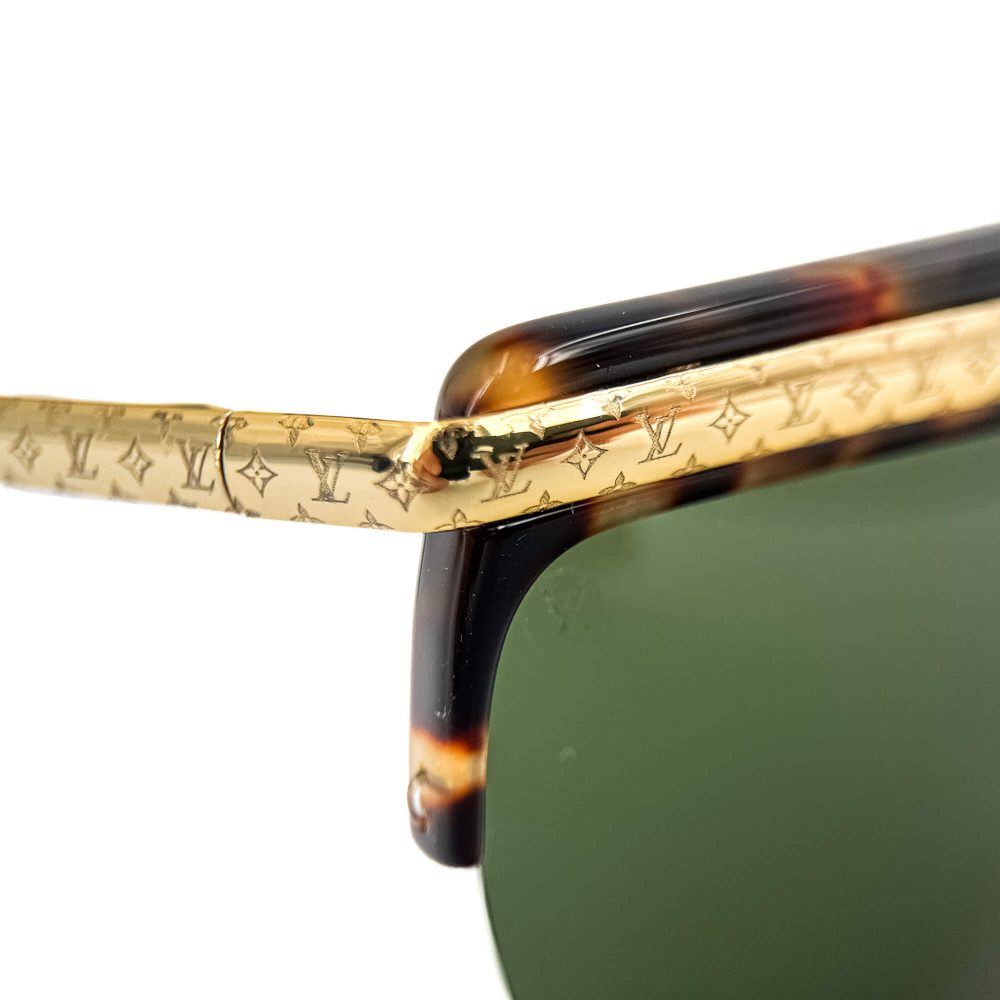 Louis Vuitton Easy Reader Acetate Sunglasses Monogram