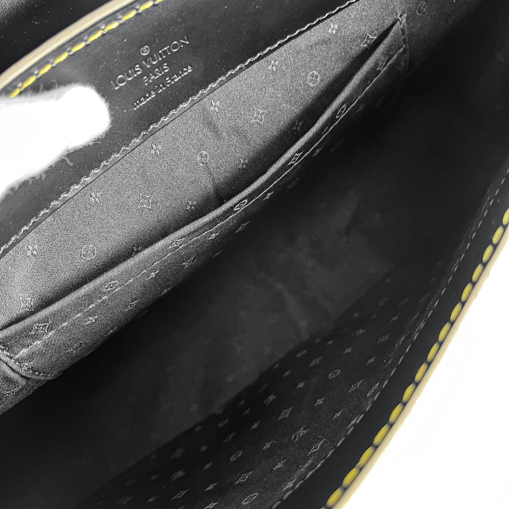 Louis Vuitton Suhali Leather Flap Shoulder Bag Black