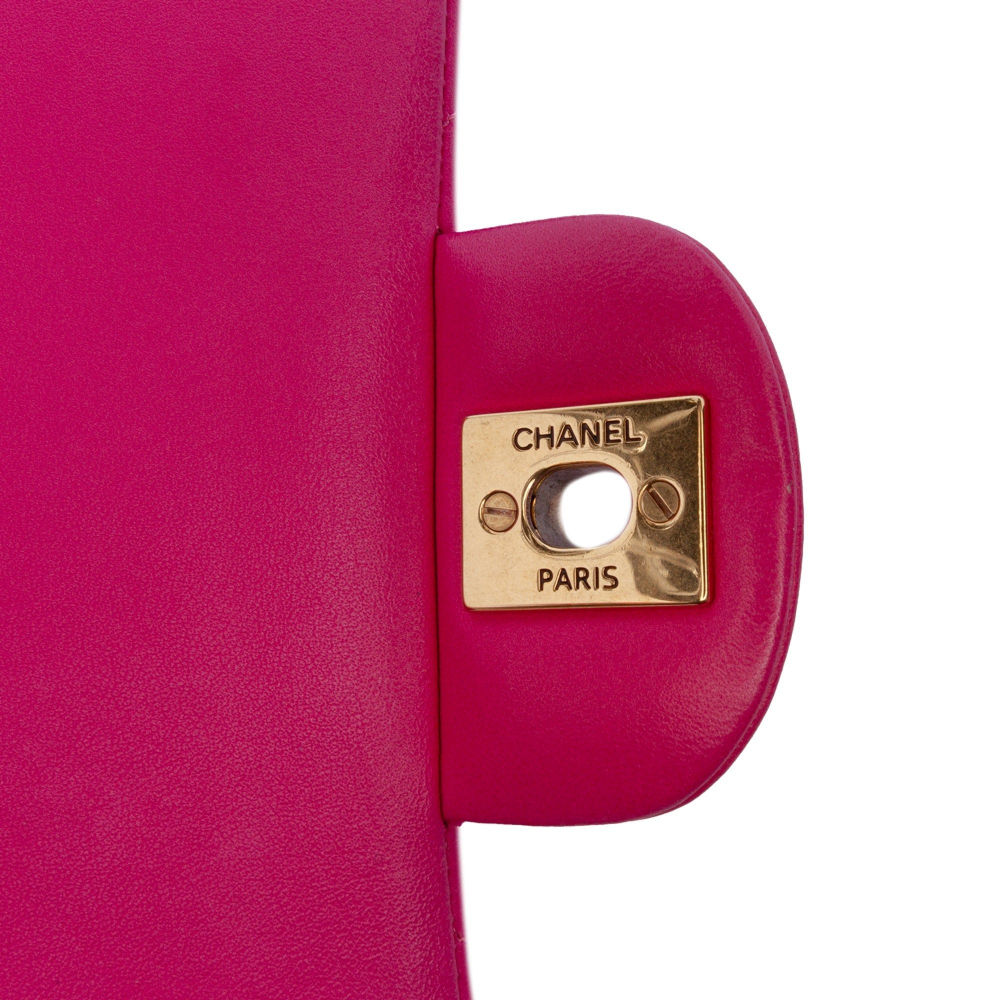 Chanel Classic Double Flap Medium Lambskin Leather Chevron Shoulder Bag Pink