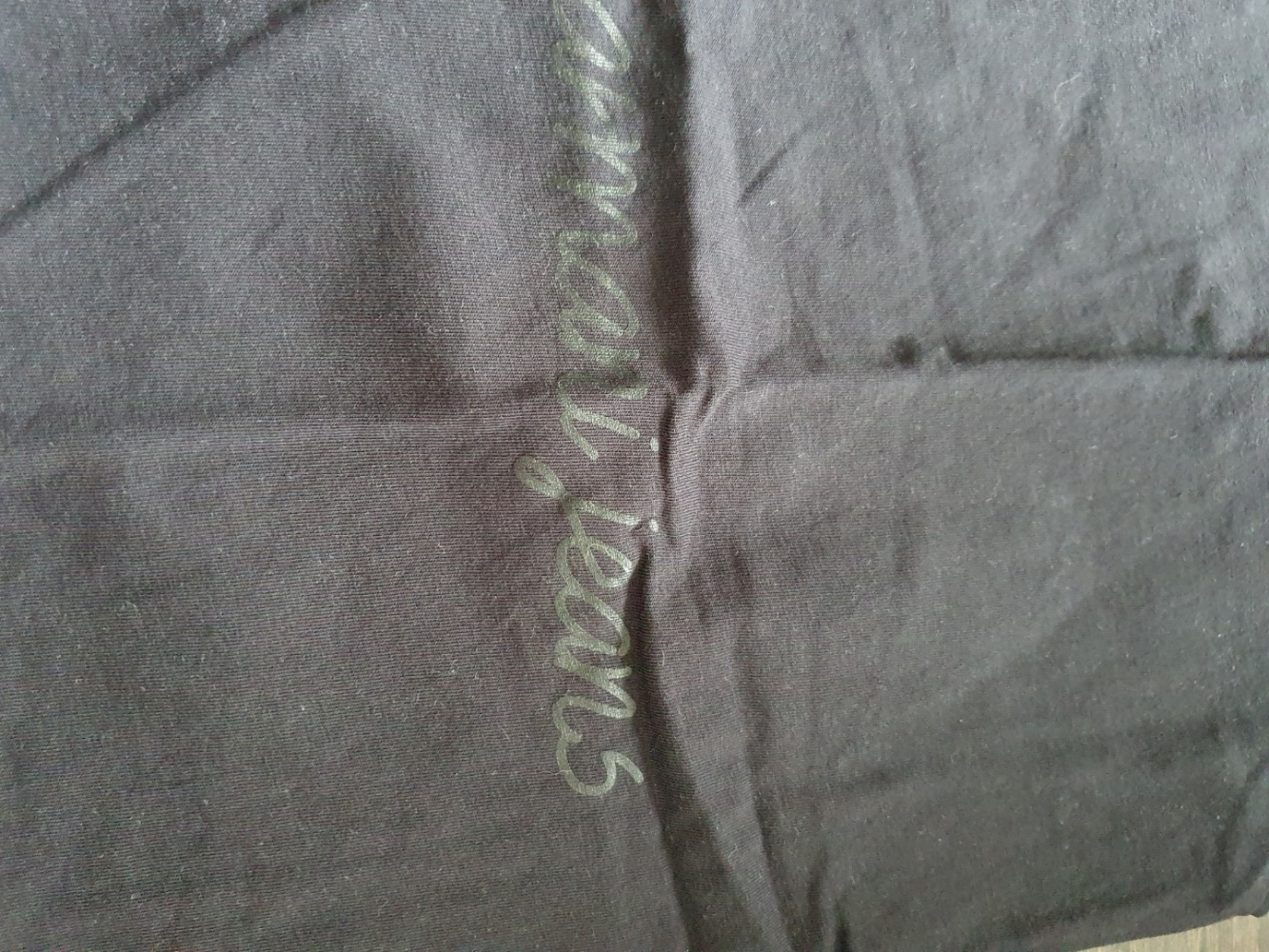 Armani Jeans Nach oben