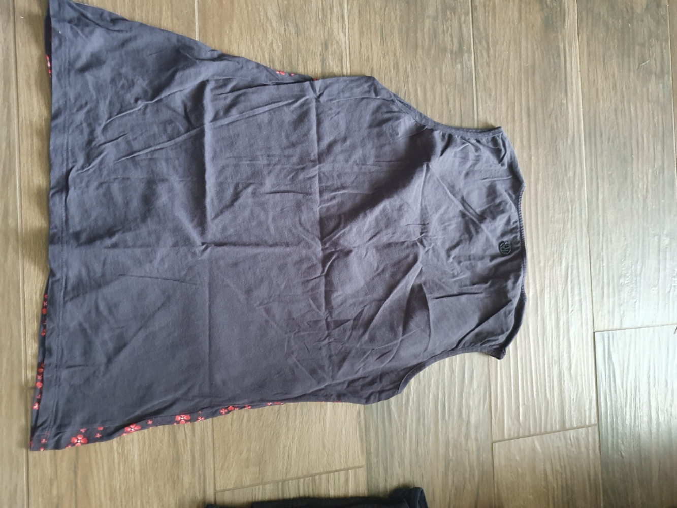 Armani Jeans Nach oben