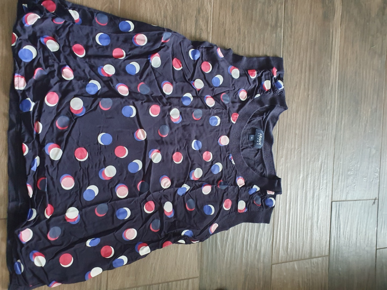 Armani Jeans Nach oben