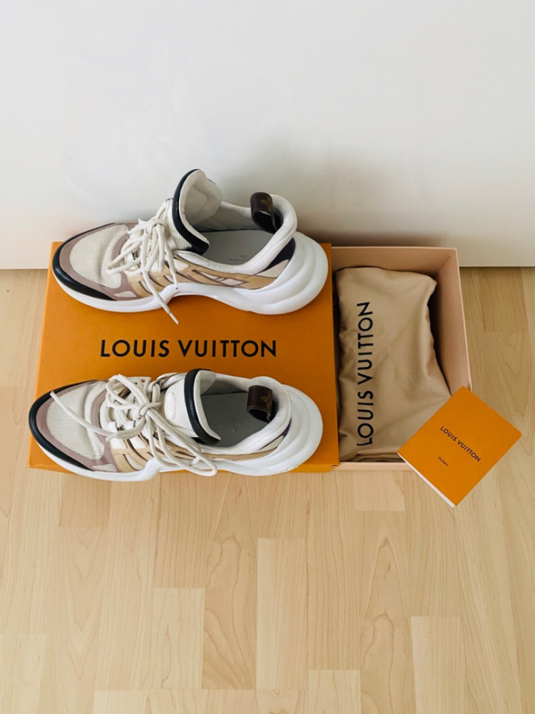 Louis Vuitton Archlight