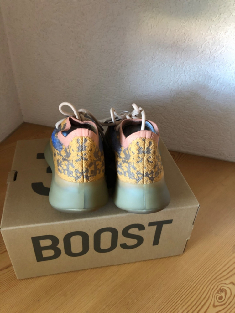 Adidas Yeezy Boost 380