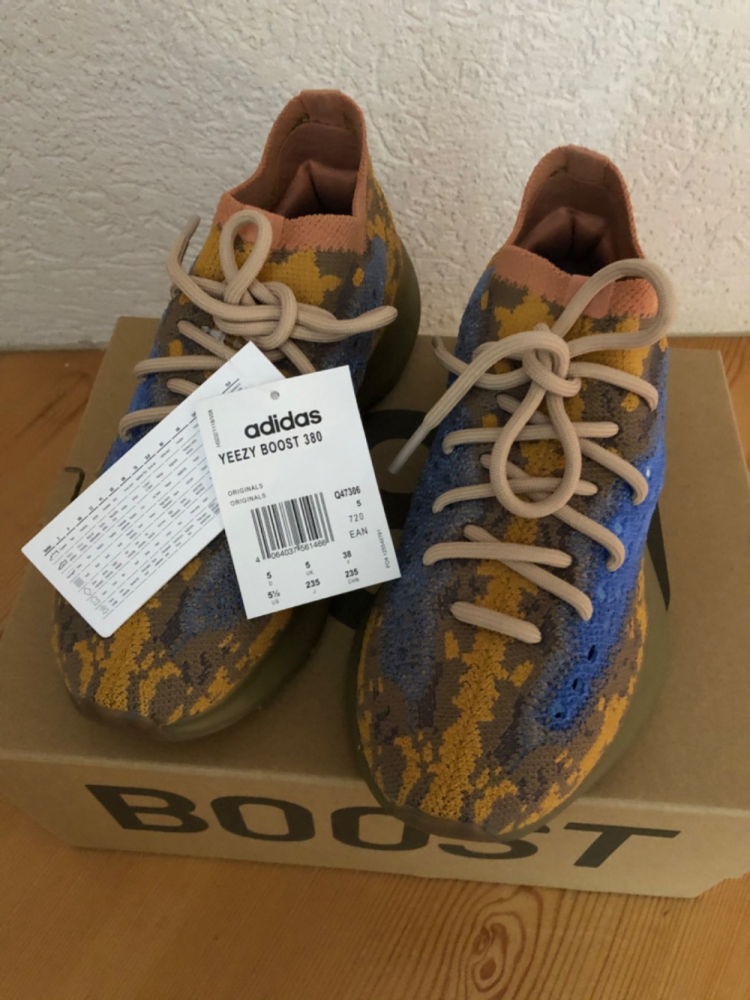 Adidas Yeezy Boost 380