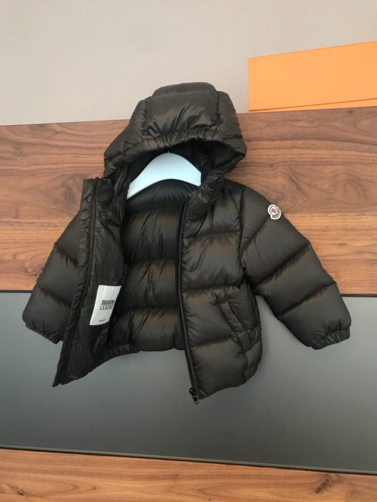 Moncler Mantel