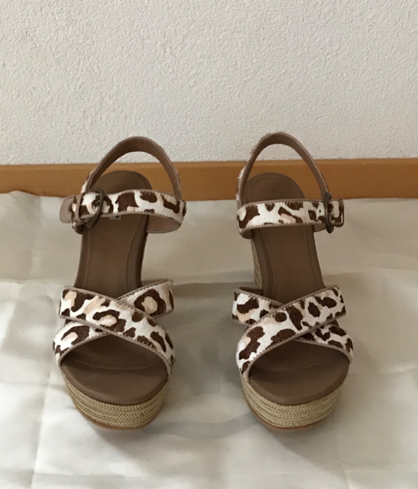 UGG Sandalen