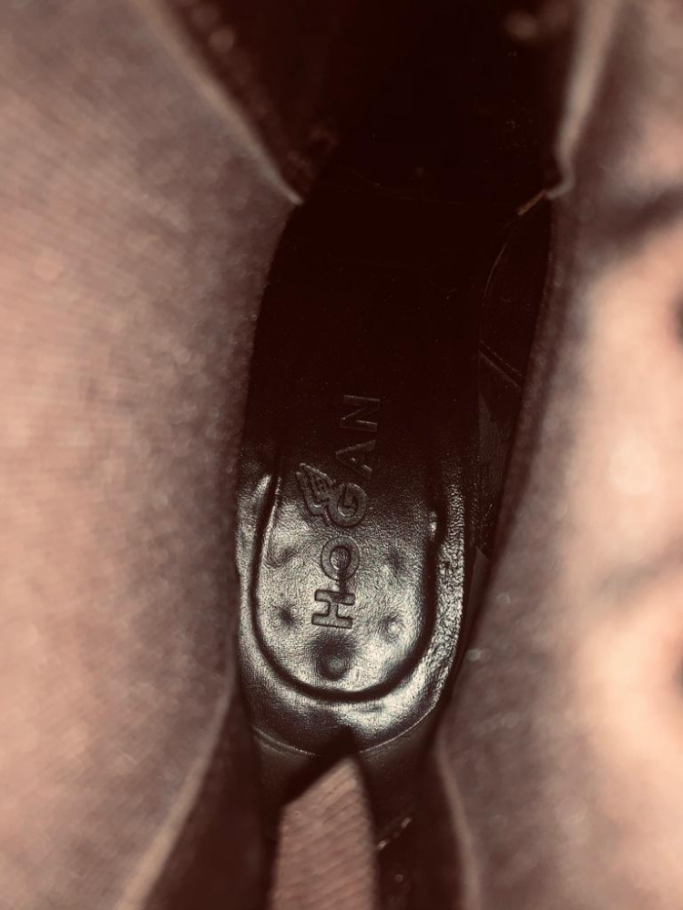 Hogan Chelsea Ankle Boots Suede Side Gusset Pointed Toe