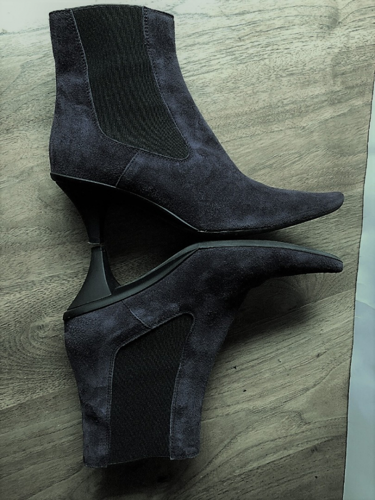 Hogan Chelsea Ankle Boots Suede Side Gusset Pointed Toe