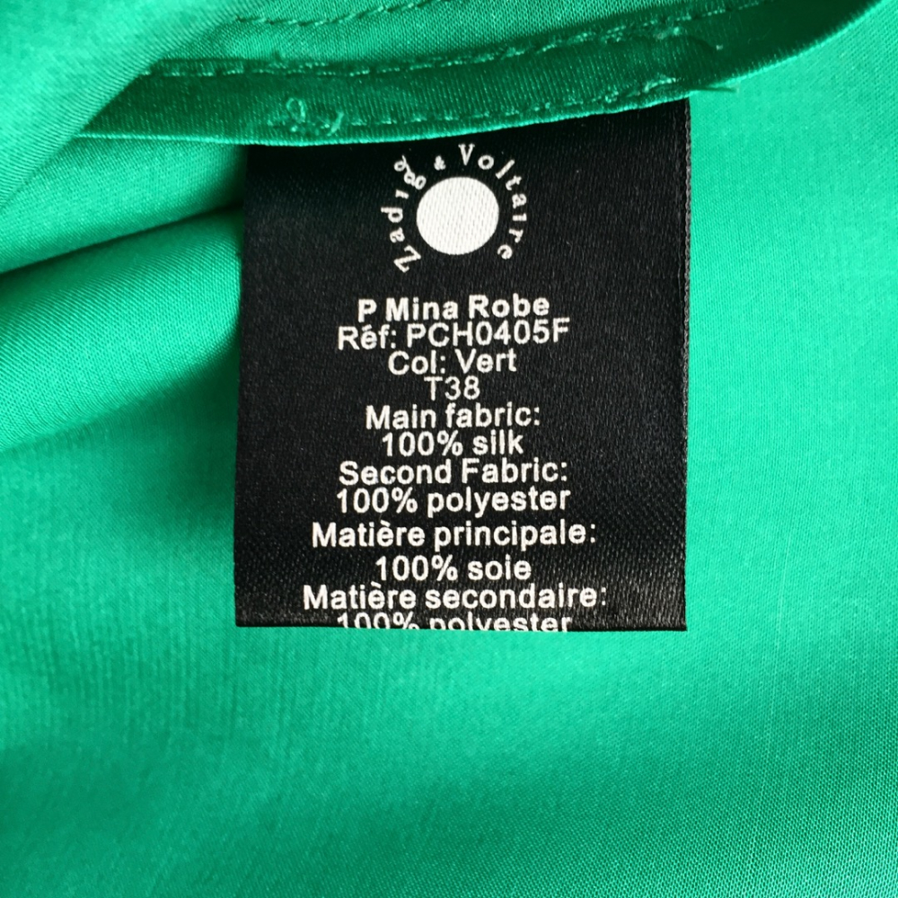 Zadig & Voltaire robe soie verte, manches longues voile transparent, petits boutons sur décolleté
