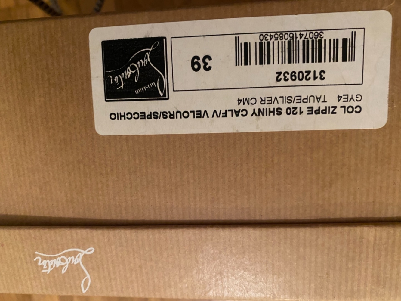 Christian Louboutin Bottes à la cheville Col Zippe