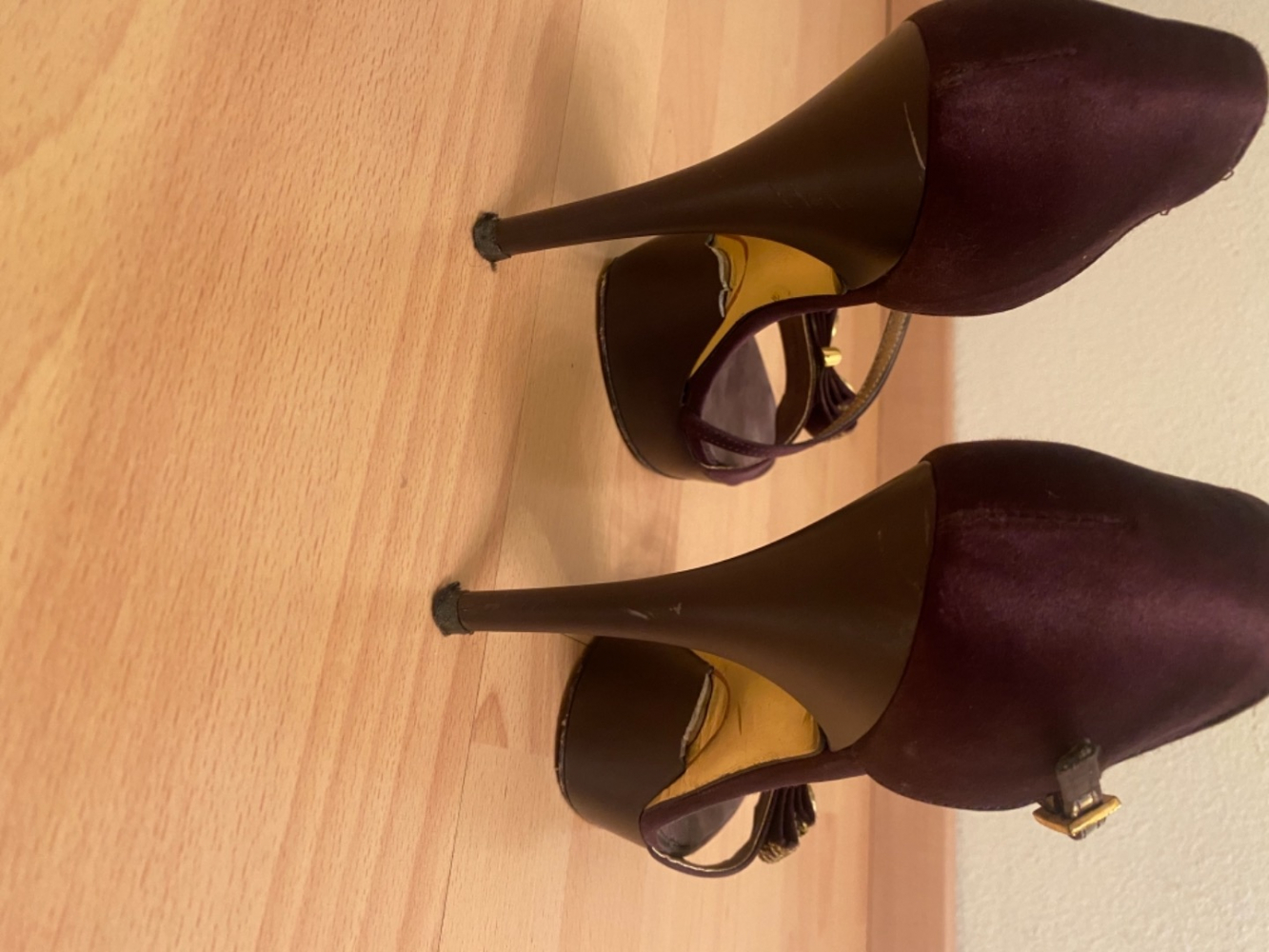 Roberto Cavalli Vintage sandals Deep Purple Lila with jewelry stones