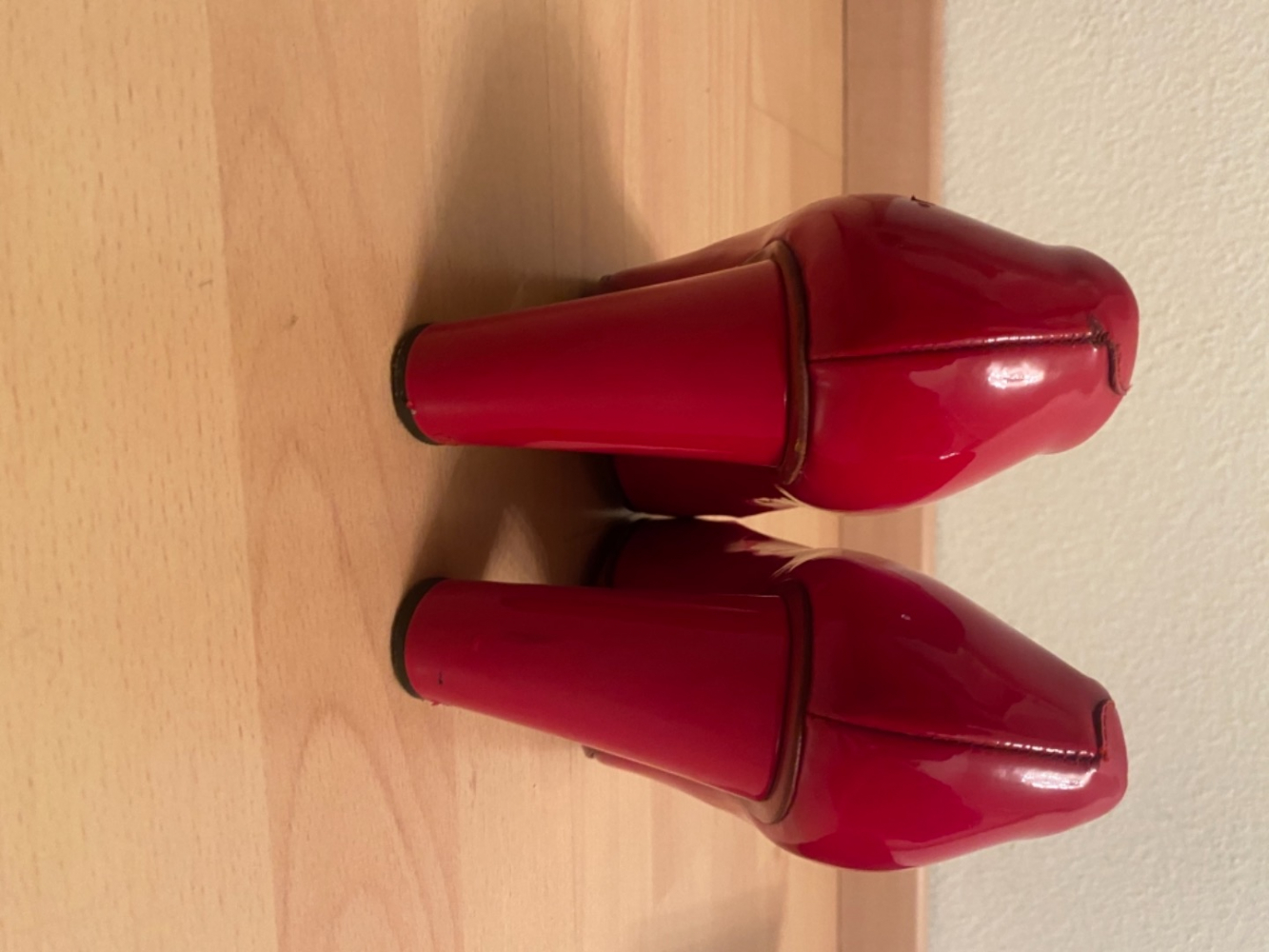 Dolce&Gabbana Chaussures en cuir verni rouge