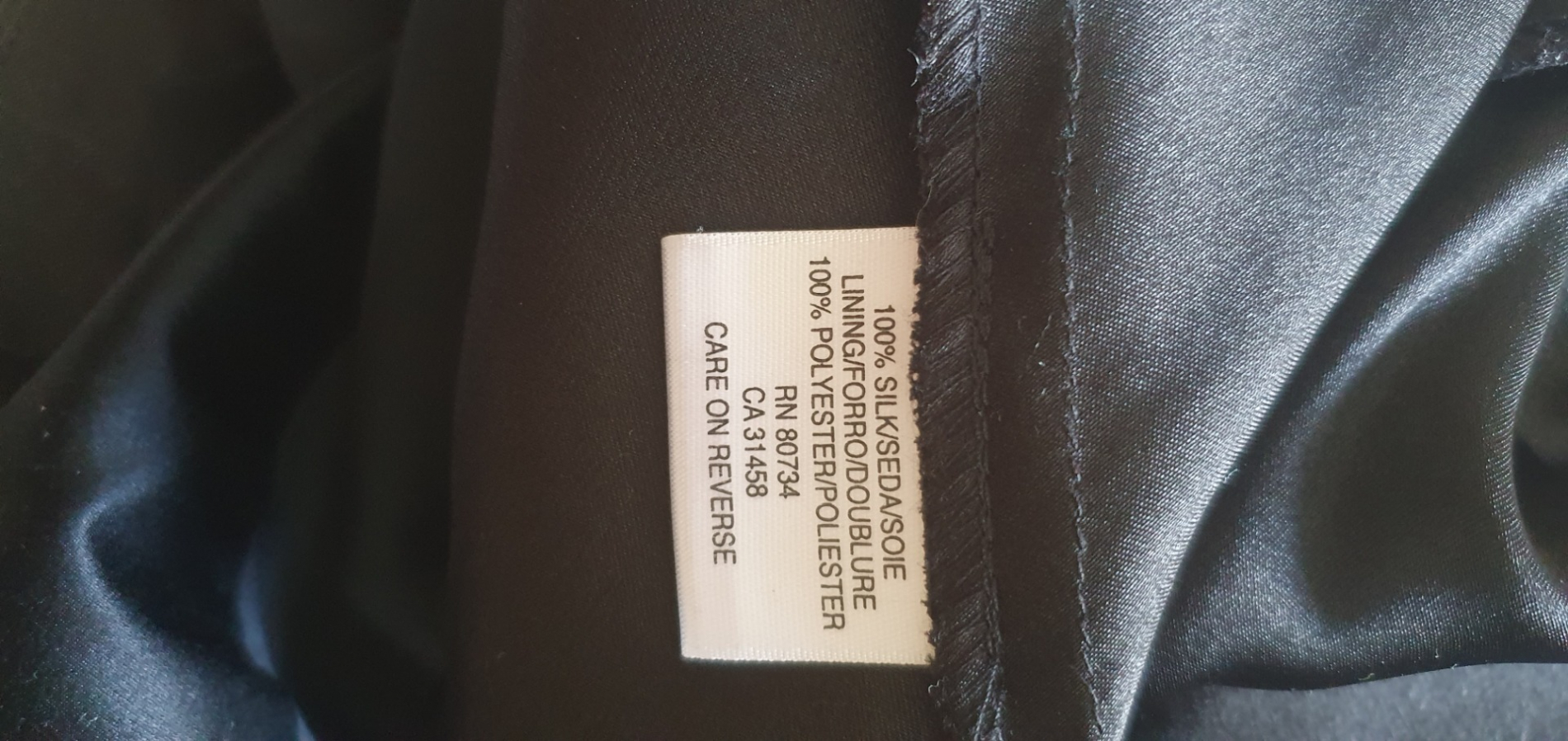 BCBG Max Azria Robe en soie noir