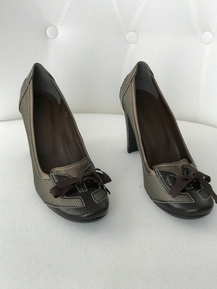 Tod's Vintage pumps