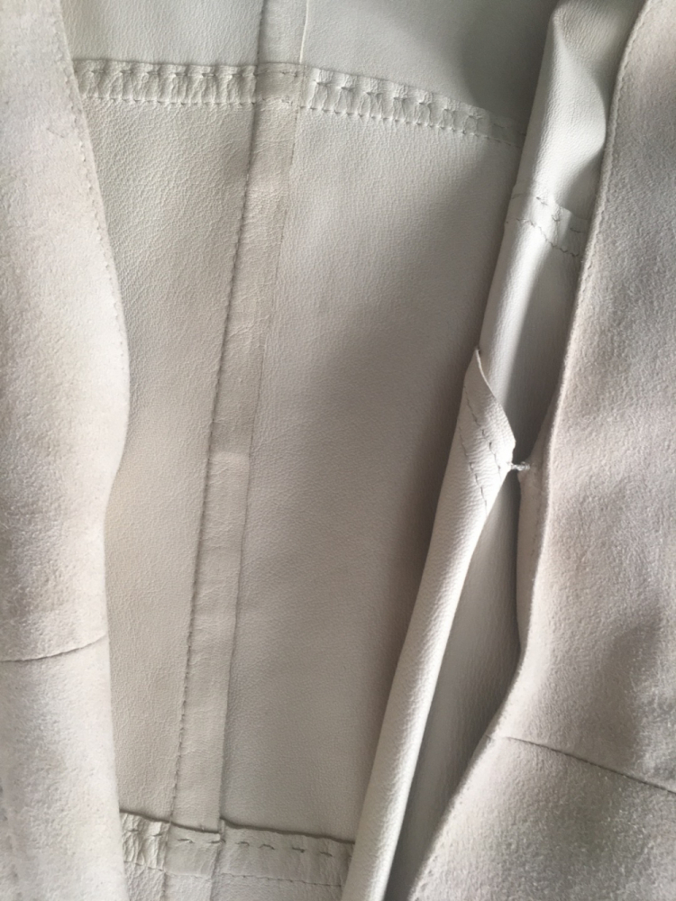 Max Mara Beigefarbener Wildledermantel