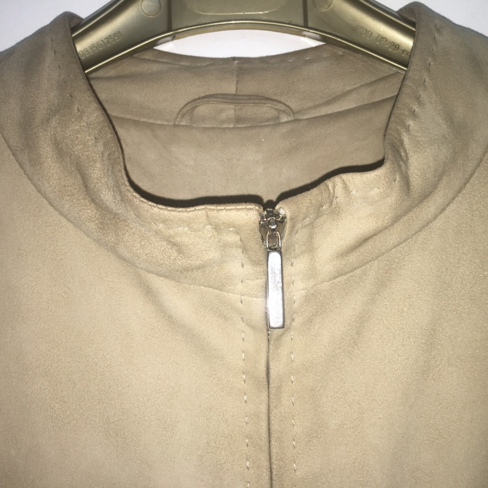 Max Mara Beigefarbener Wildledermantel