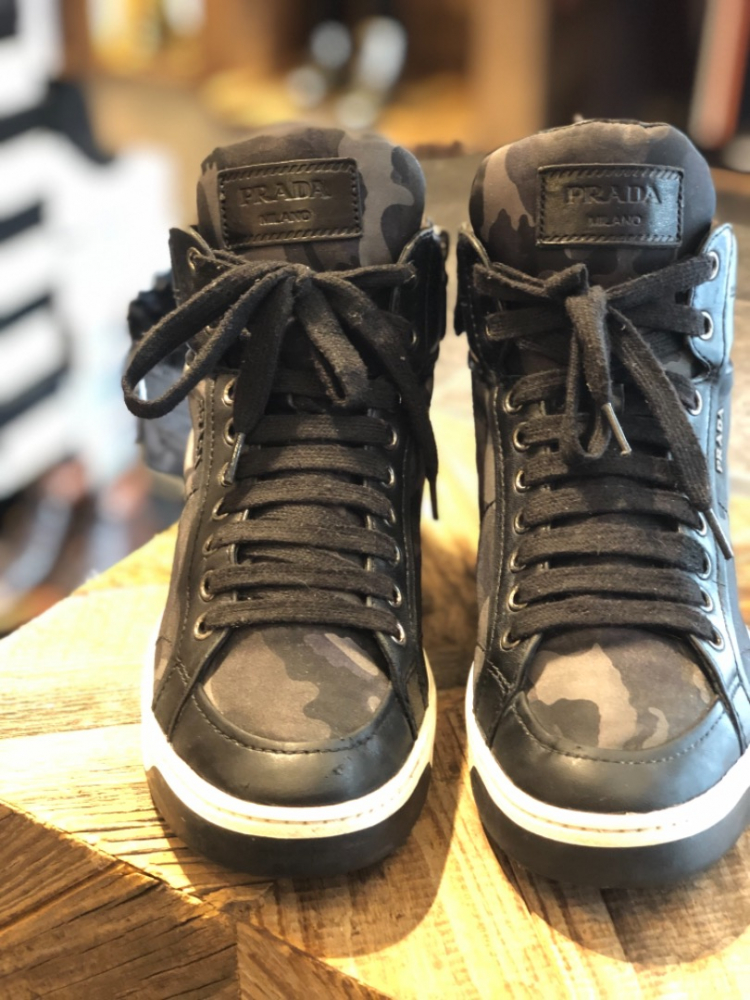 Prada Hohe Tops Turnschuhe
