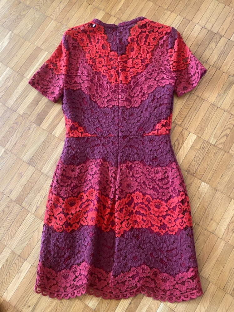 Sandro Spitze Kurzes rotes Kleid