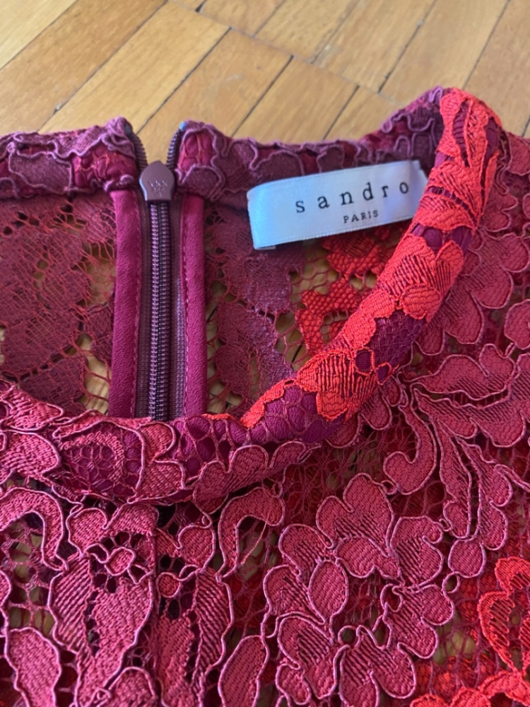 Sandro Spitze Kurzes rotes Kleid