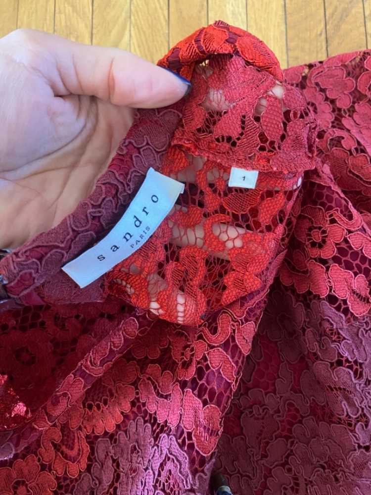 Sandro Spitze Kurzes rotes Kleid