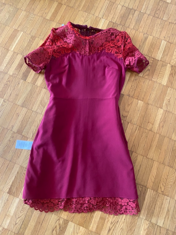 Sandro Spitze Kurzes rotes Kleid