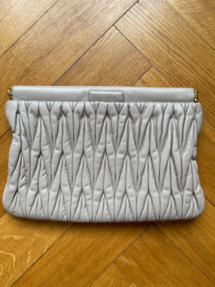 Miu Miu Pochette