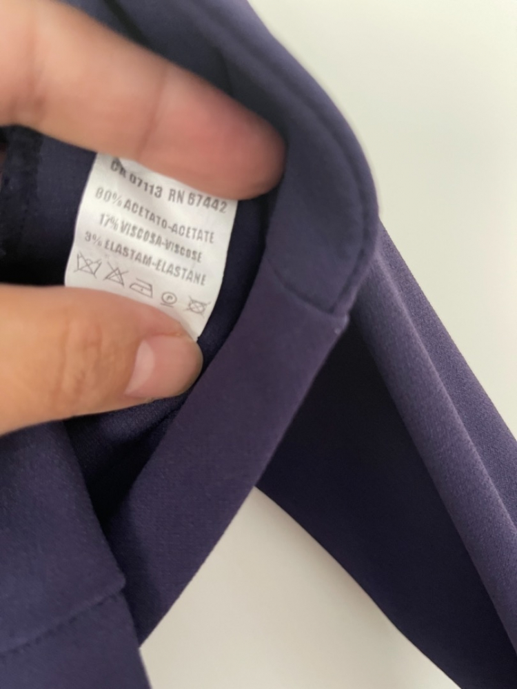 Alysi Kleiderset mit seiner kleinen Jacke