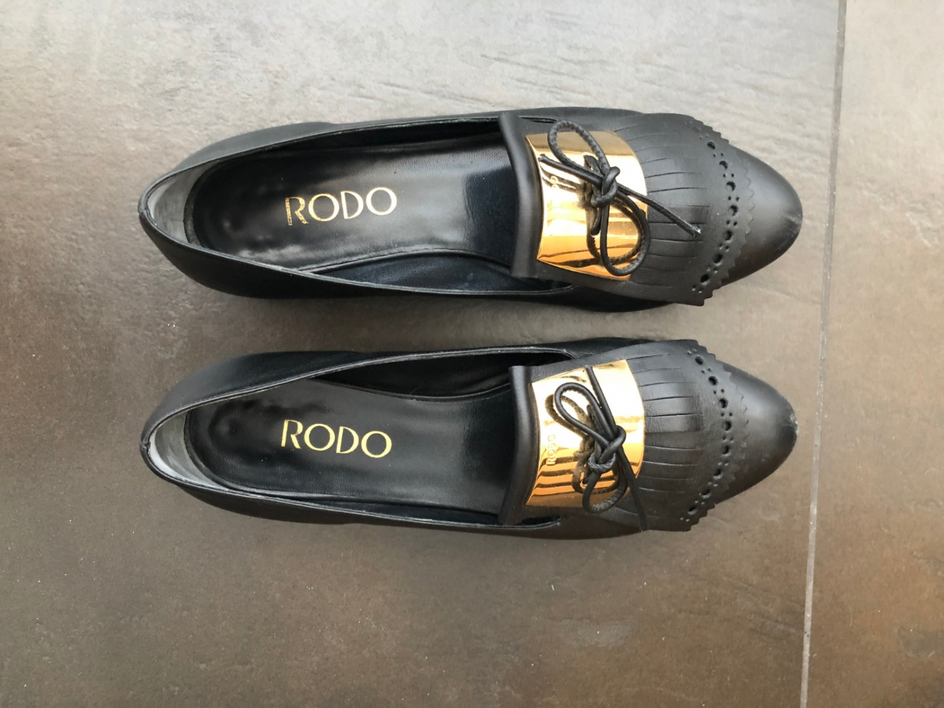 Rodo Goldene Mokassini