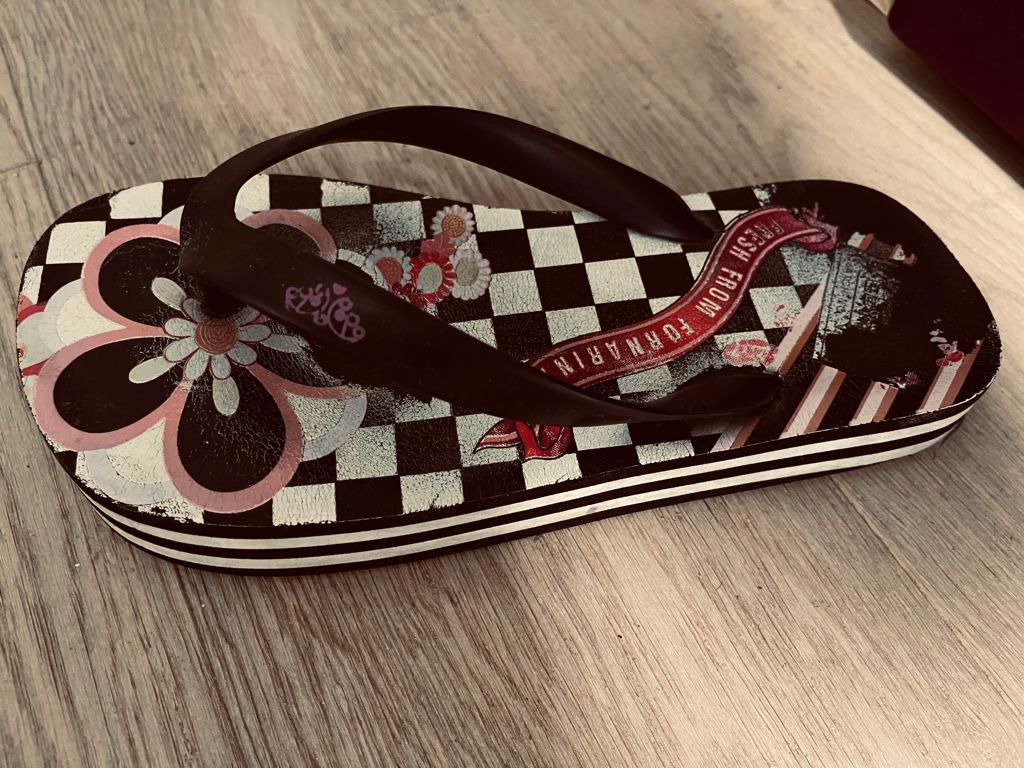 Fornarina Lim. Ed. Collection japonaise de sandales à tongues