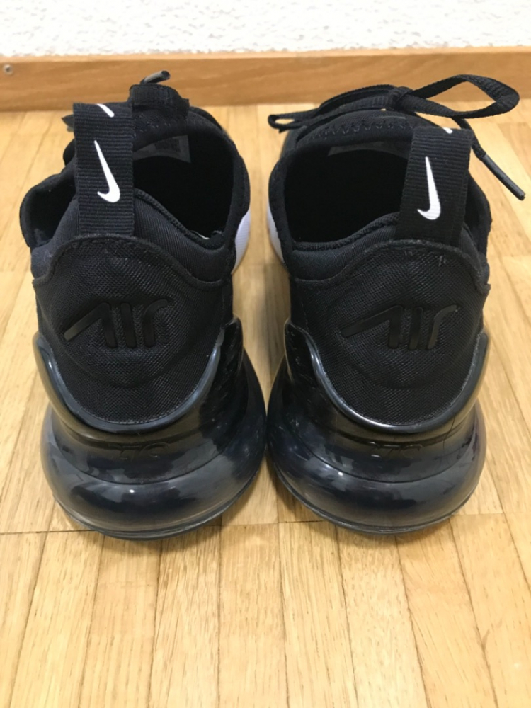 Nike Air Max 270