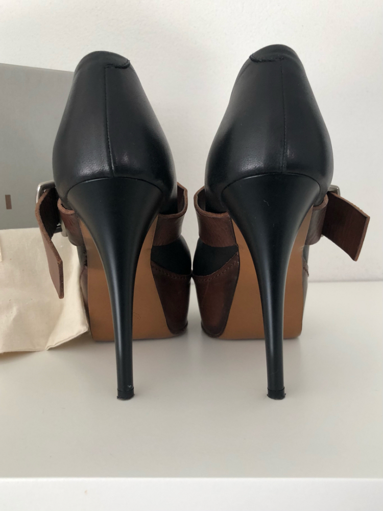 Marni Escarpins à lanière