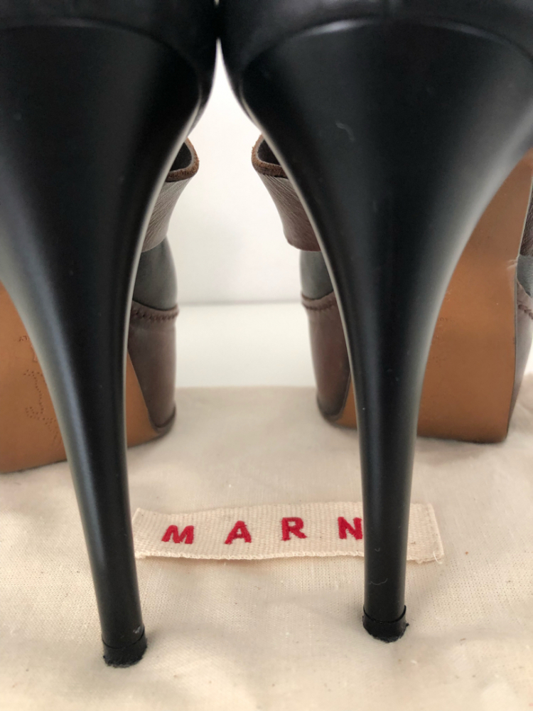 Marni Escarpins à lanière