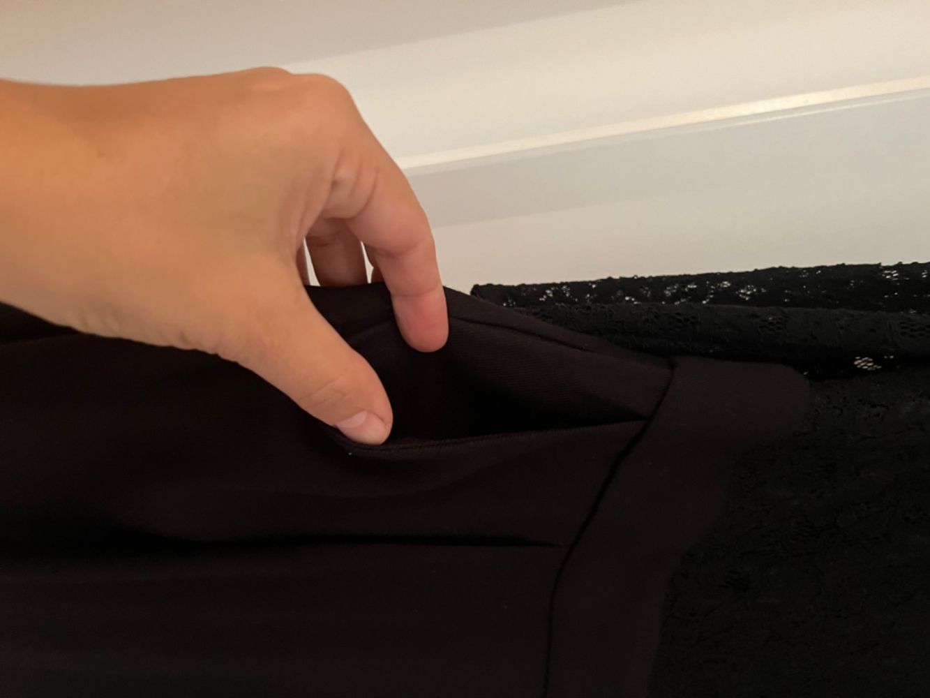 Sandro Robe en dentelle et laine