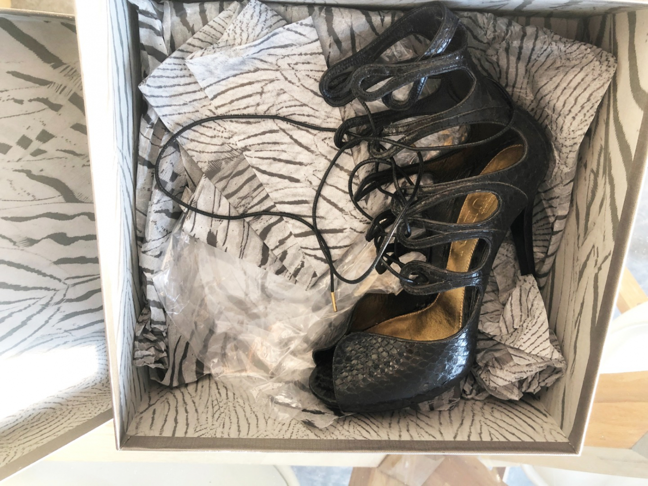 Alexander McQueen Leather heels