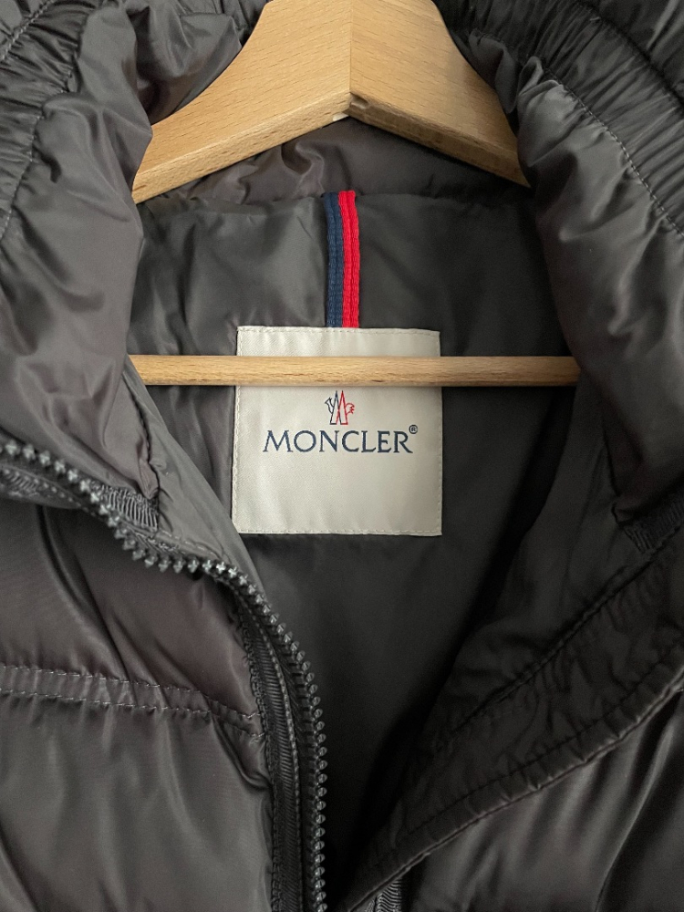 Moncler down jacket padded with duck feathers