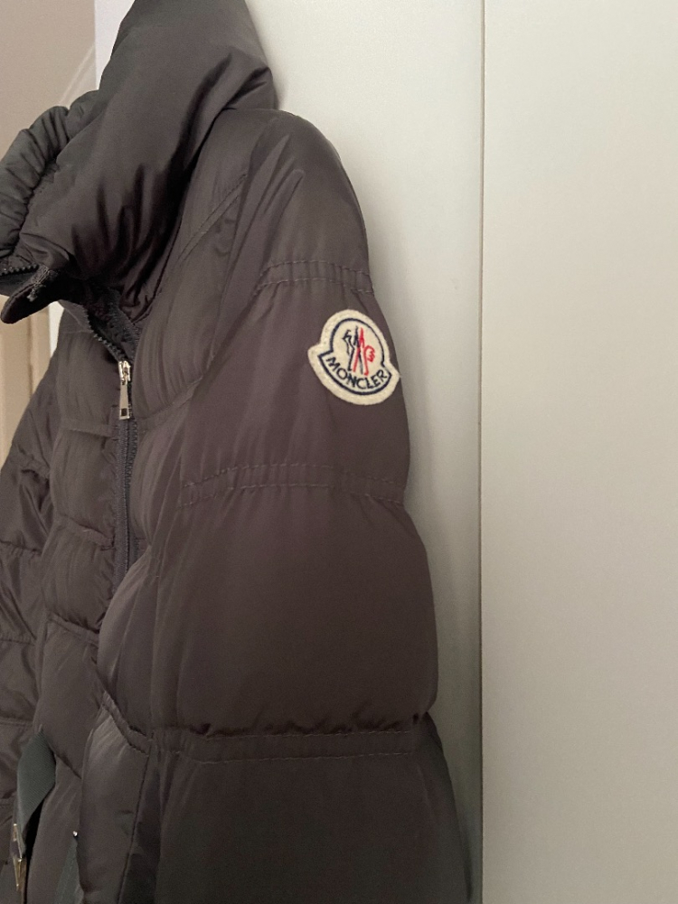 Moncler down jacket padded with duck feathers