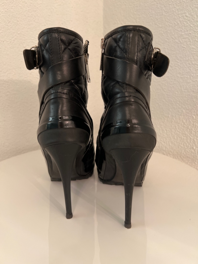 Burberry Boots