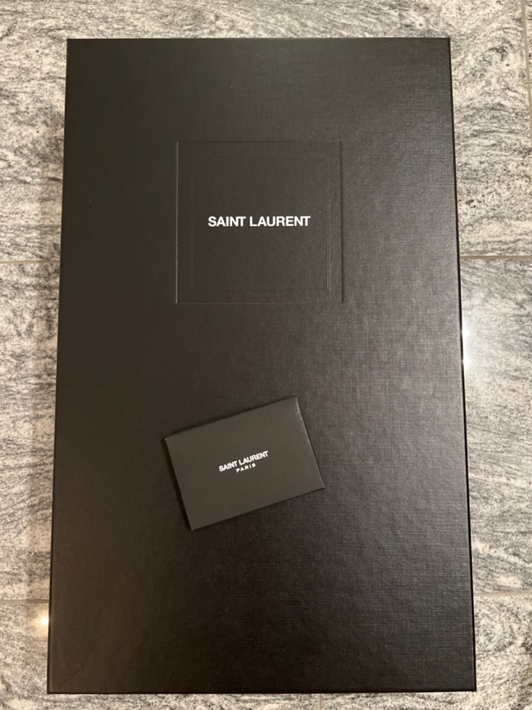 Yves Saint Laurent Bottes